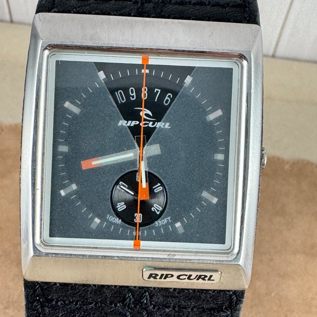 Vintage Men's Rip Curl Classic Glacier A2148 Classic Surf Watch Super Cool
